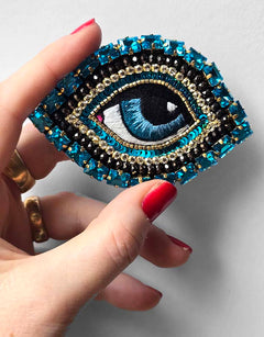 Broche Œil Céleste – Bleu Intuition, taille M