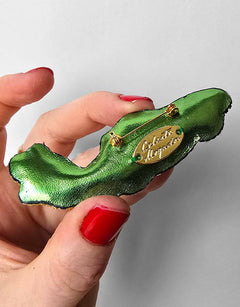 Vue arrière de Broche Jaguar Type E – Taille S, avec épingle et plaque Céleste Mogador