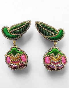 Détail de Boucles d’oreilles à clip – Nancy S.