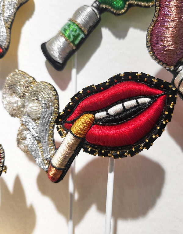 Broche &quot;Smoky Lips&quot;