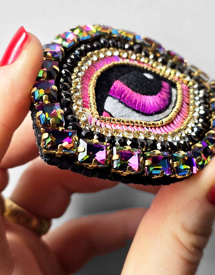 Œil Céleste brooch - Rose Amour / Pre-order, available mid-November