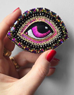 Broche Œil Céleste – Rose Amour, taille M
