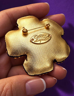 Broche fleur dorée — Lucy in the sky — vue de dos.