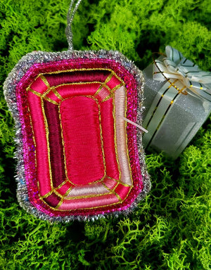 Embroidered Christmas Ornament – Sparkling Pink — 1