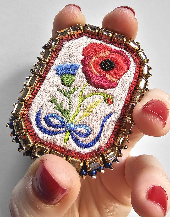 Mini Poppy Flower Hand-Embroidered Pin Mini Poppy Flower Hand-Embroidered Pin