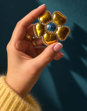 Broche fleur jaune et bleue — Lucy in the sky — 1