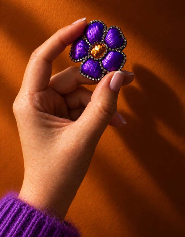 Petite broche fleur violette et dorée — Lucy in the sky — 1