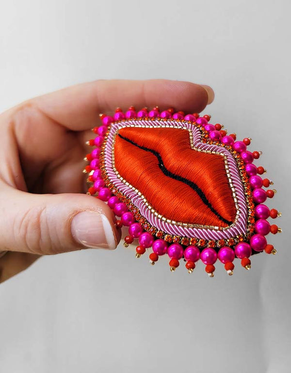 Broche "À fleur de bouche" - Taille M