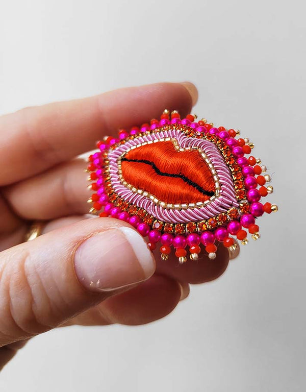 Broche "À fleur de bouche" - Taille S