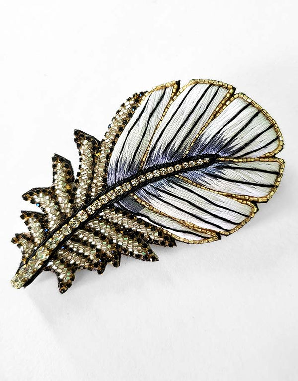 Broche Plume couleur Argent