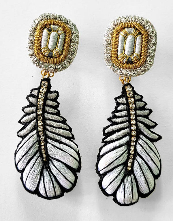 Plume silver earring