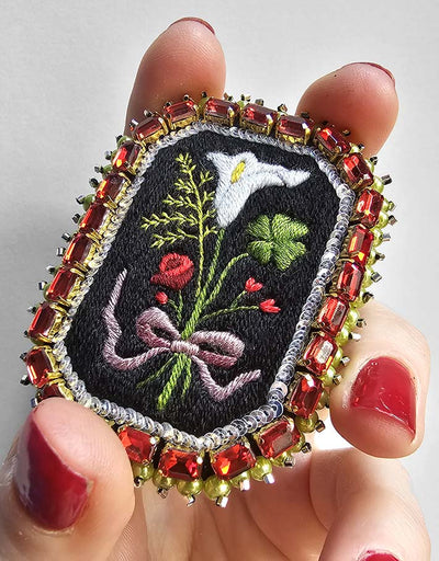 Arôma bouquet brooch