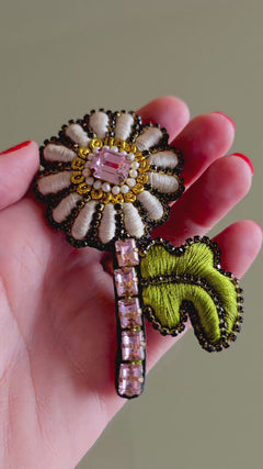 Pre-order – available November 30 – Ivory Pink Daisy Brooch — 3