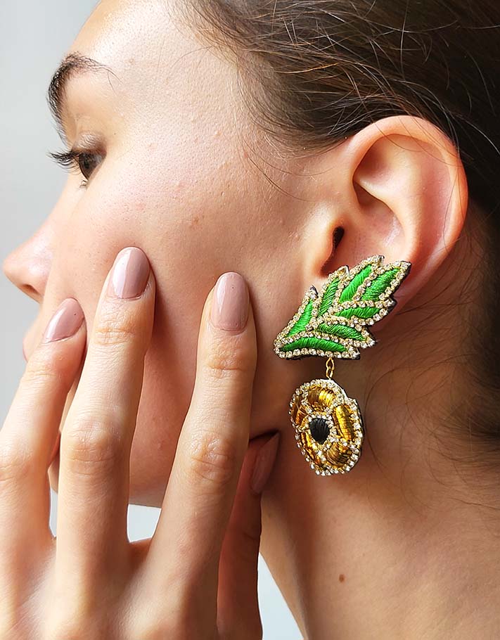 Clip earrings Nina S