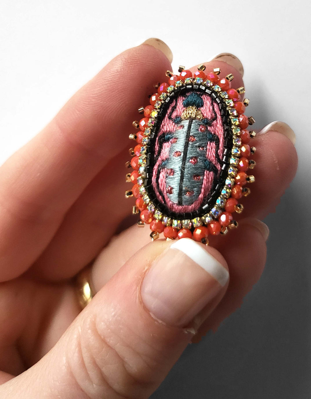 Mini Mylabra Brooch