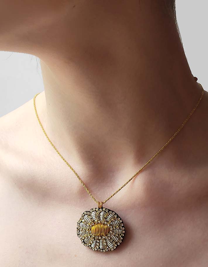 The Amaranthe necklace