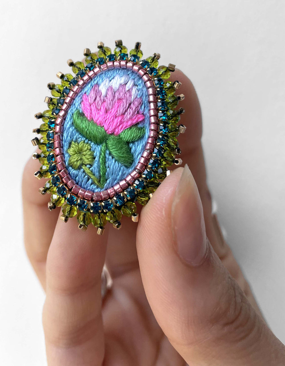 Mini broche collector : Fleur de Trèfle