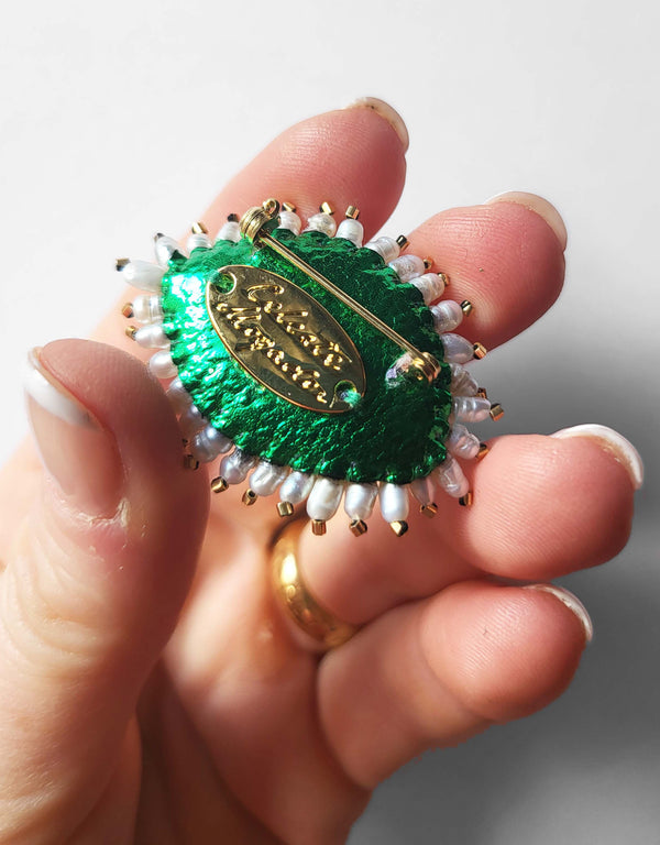 Mini Broche vert menthe avec perles d&#39;eau douce