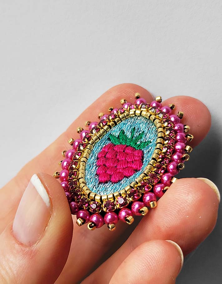 Mini broche Framboise / COLLECTOR #2