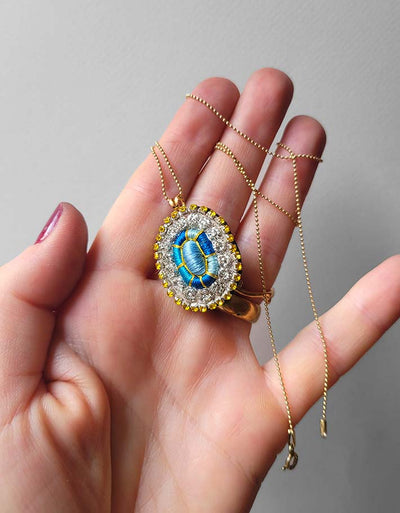 The Yolande necklace 